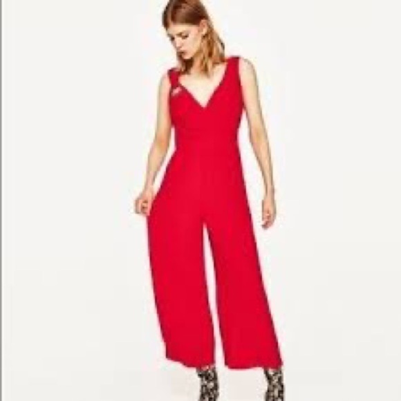 Women’s Zara Basic Collection Red Sleeveless Jumpsuit. Medium- HOLIDAYS! - Picture 1 of 9